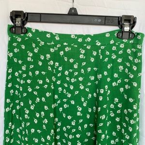 Green floral skirt, size 4